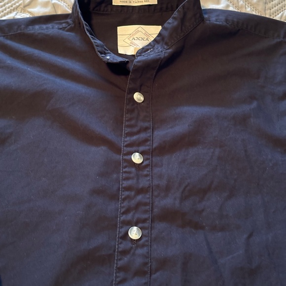 Axxa button down - Picture 2 of 6